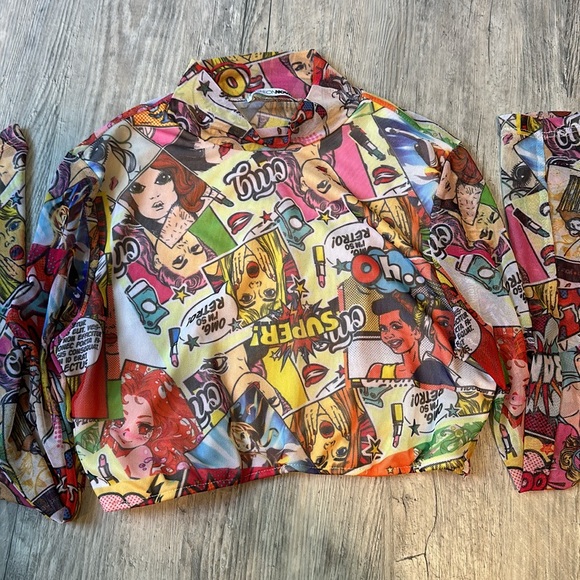 Fashion Nova Comic Crop Top - Picture 5 of 7